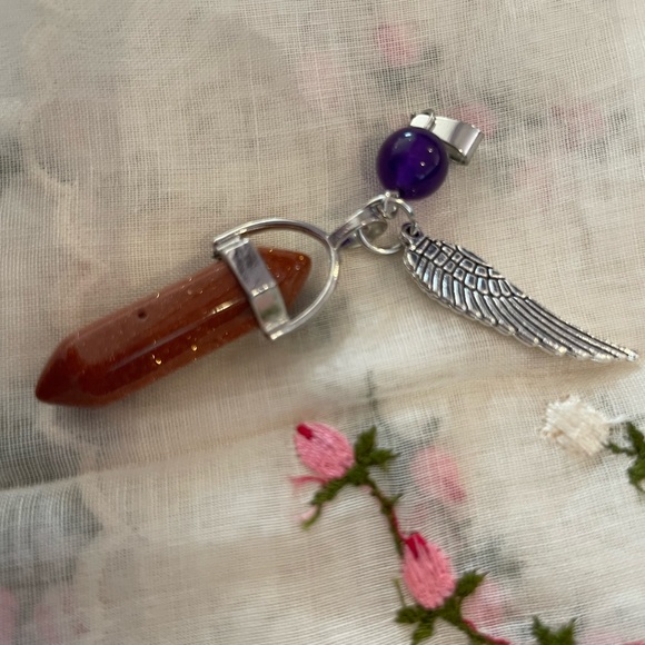 NWOTS Goldstone Crystal Point Pendulum pendant Angle Wing & purple bead for luck - Picture 3 of 4